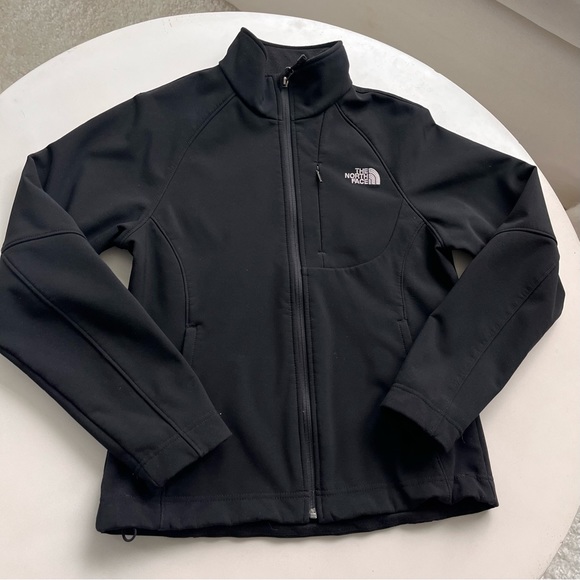 SOLD - The North Face Apex Bionic Women’s Soft Shell Jacket in Black Size Small - Picture 12 of 12
